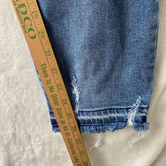 Judy blue Jeans Straight fit size 13 31 blue distressed Style JB82436MD - Picture 7 of 15